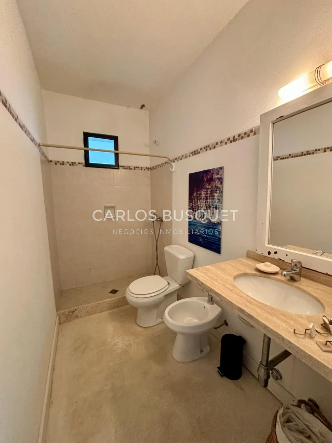 Casa ID.721 - Casa en alquiler temporal de 5 dormitorios en Club de Mar, Jose Ignacio 