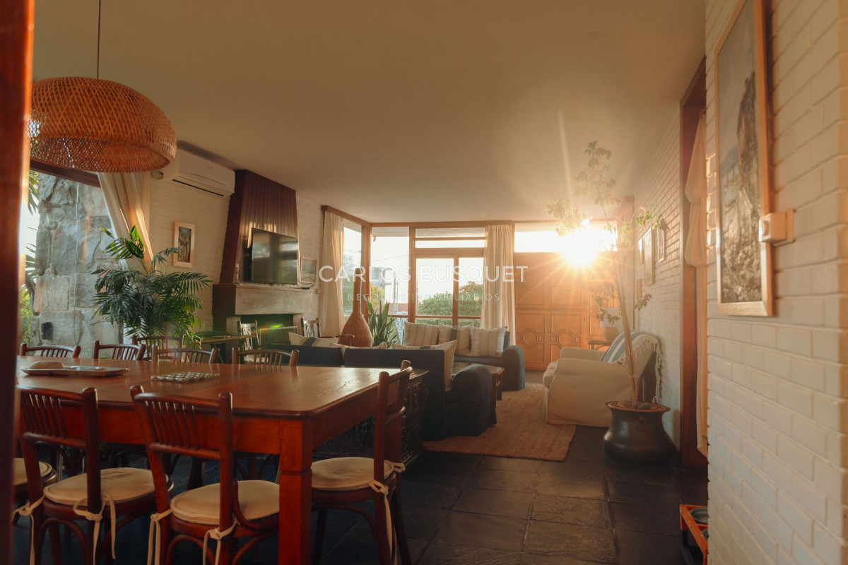 Casa ID.1400 - Hermosa casa en alquiler temporal playa mansa 4 dormitorios