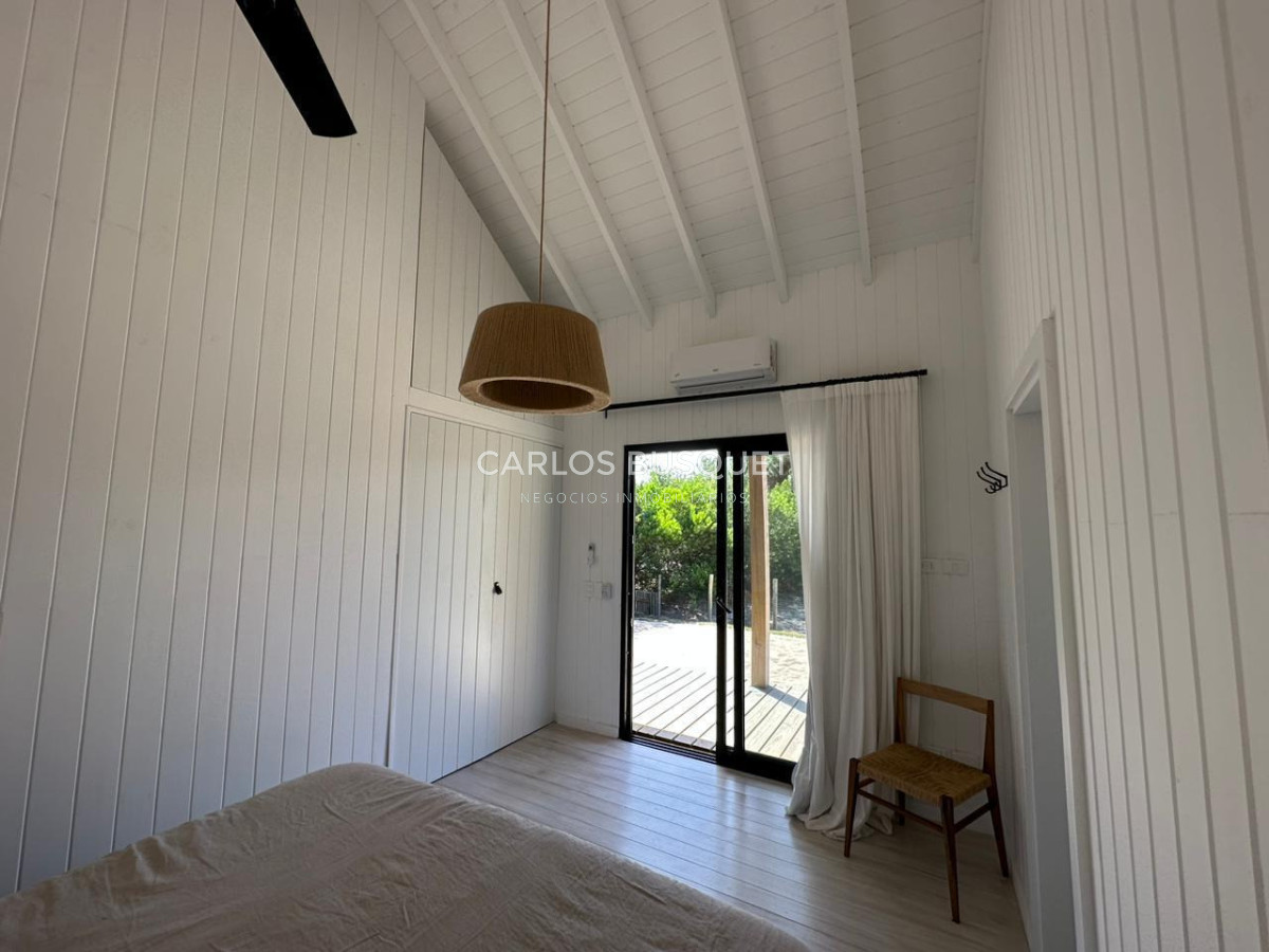 Casa ID.1374 - Alquiler de casa de 4 dormitorios en Pinar del Faro Jose Ignacio.