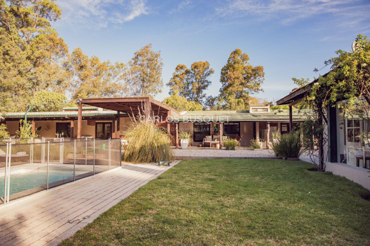 Casa ID.1317 - Espectacular casa estilo chacra en la barra en alquiler temporal 5 dormitorios