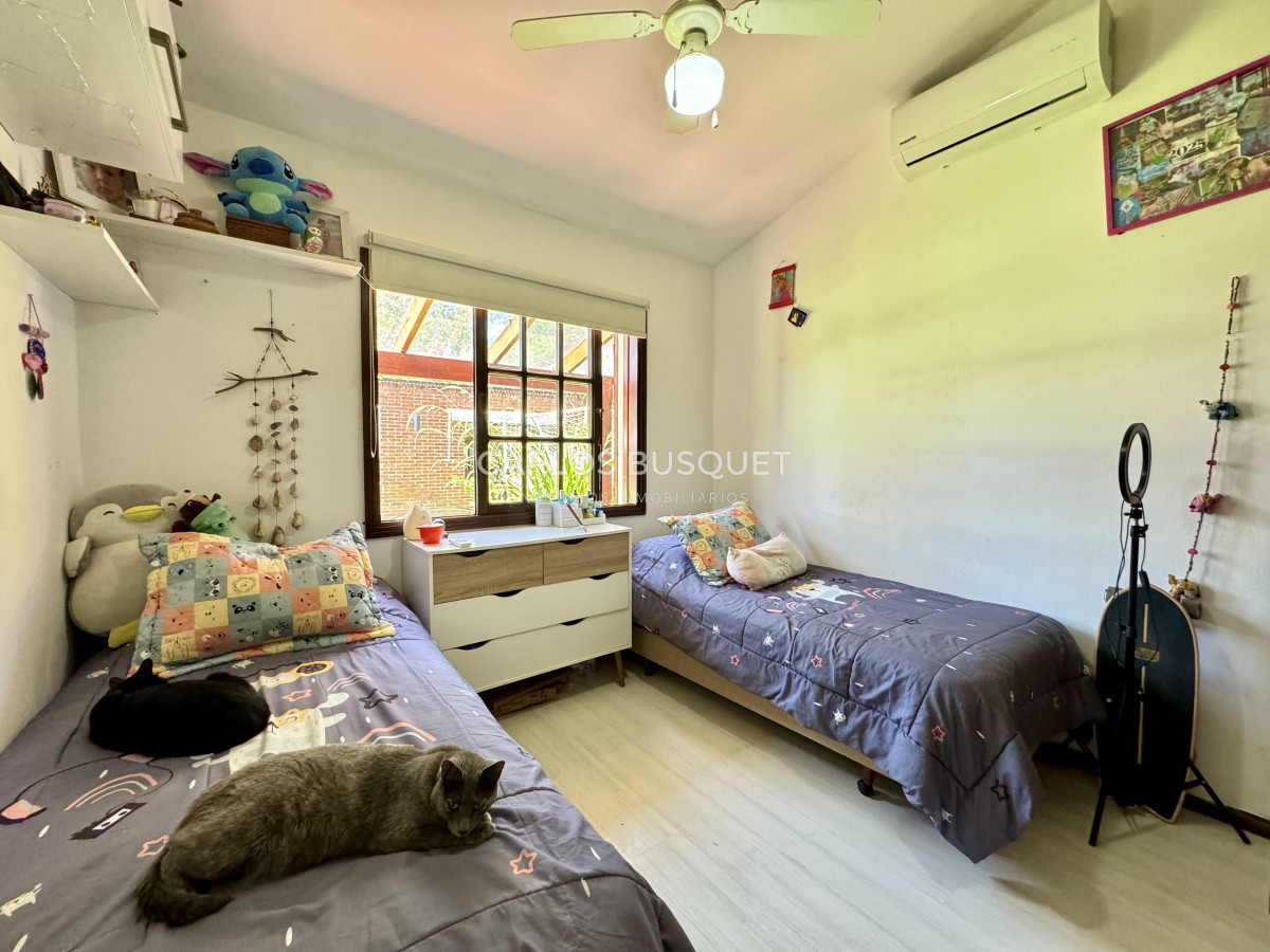Casa ID.940 - Casa en venta, de 3 dormitorios, en zona Cantegril 