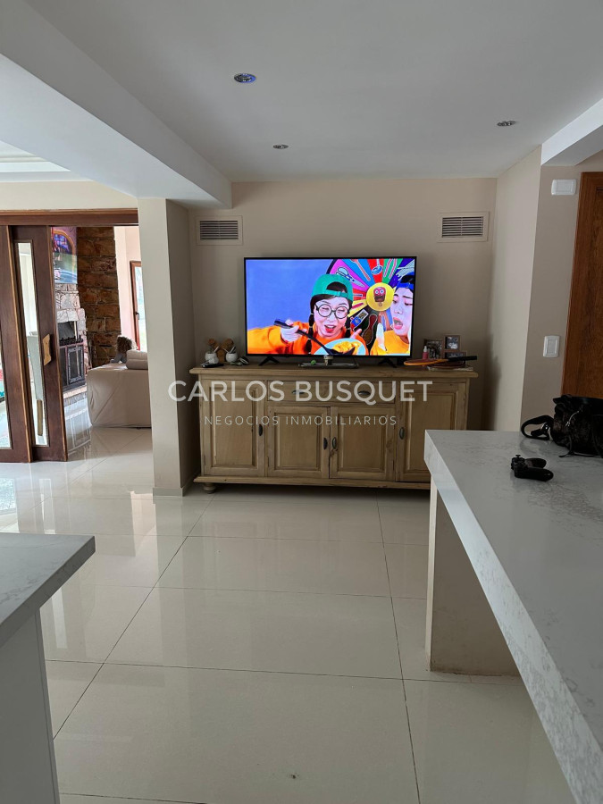 Casa ID.1298 - Casa en alquiler temporal de 9 suites en playa Brava San Rafael 