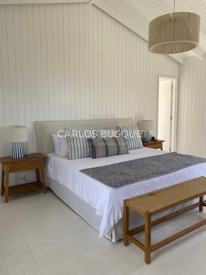 Casa ID.1034 - Casa en alquiler temporal de 4 dormitorios en Jose Ignacio, barrio cerrado Pinar del Faro
