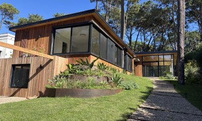 Casa en venta de 4 dormitorios, en barrio cerrado, Rincon del Indio