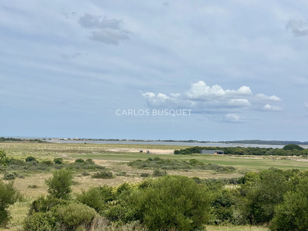 Chacra ID.1533 - Venta Chacra de 24 hectáreas en Jose Ignacio, con costa de Laguna