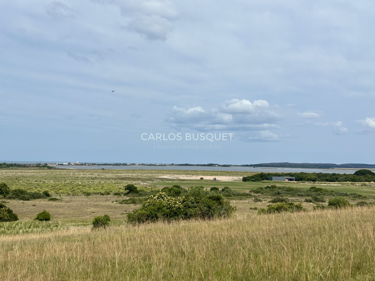 Chacra ID.1533 - Venta Chacra de 24 hectáreas en Jose Ignacio, con costa de Laguna