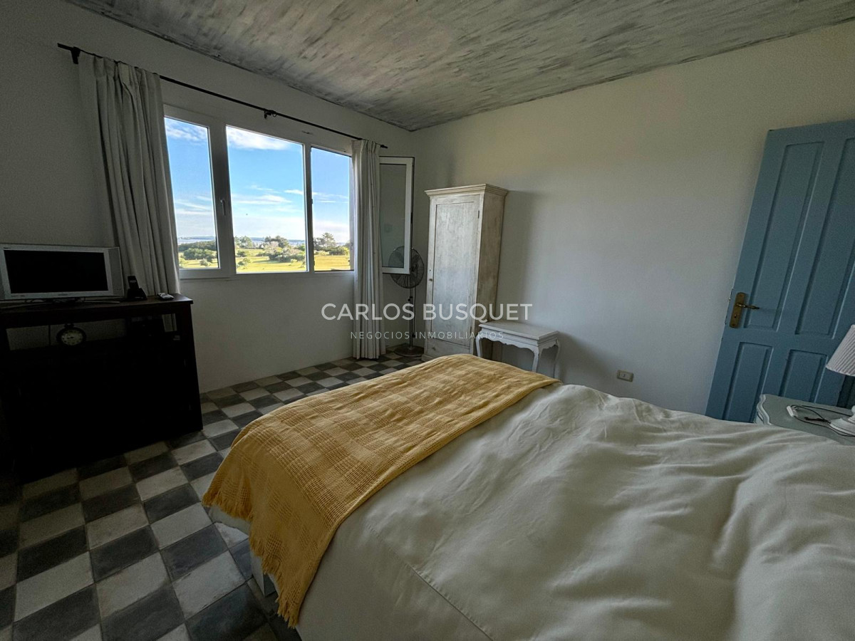 Chacra ID.635 - Chacra en alquiler temporal, de 4 dormitorios en Jose Ignacio, con vista al mar y a la alguna