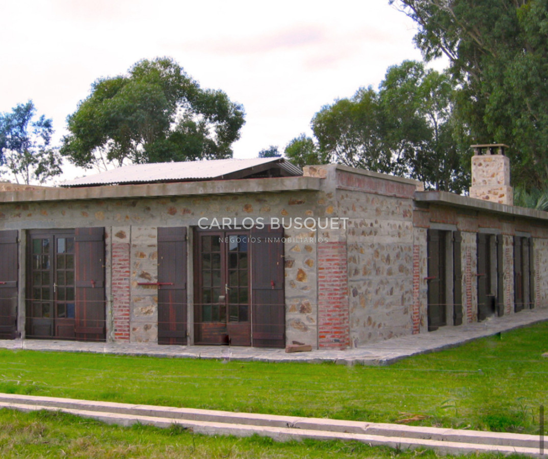 Campo Ref.1207 - CAMPO EN VENTA DE 232 HECTAREAS CON COSTA DE MAR EN ROCHA