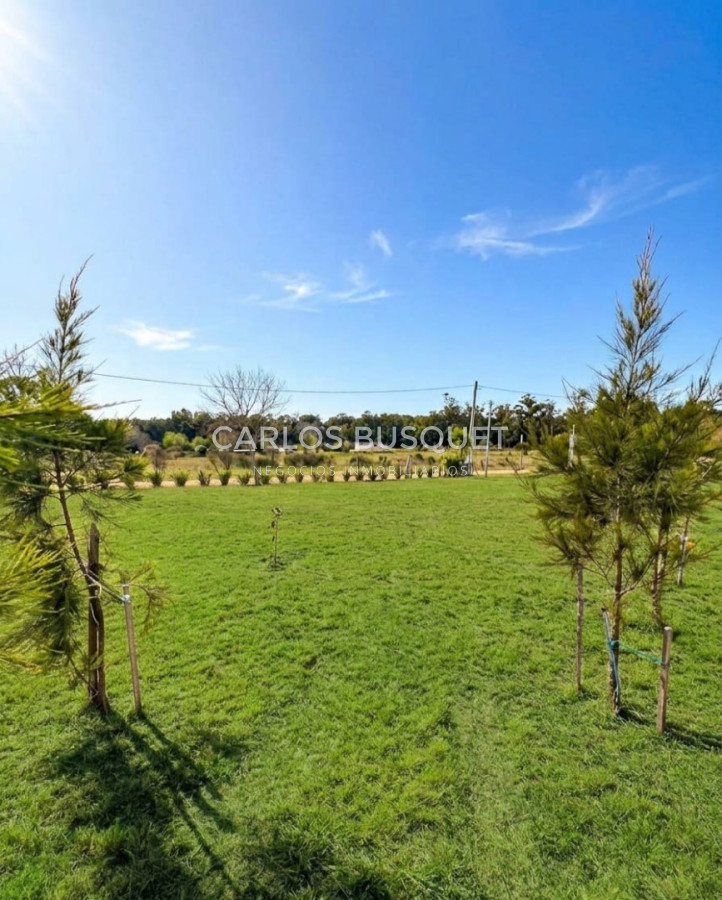Terreno esquinero en venta Miramar Acres - CBI1835T