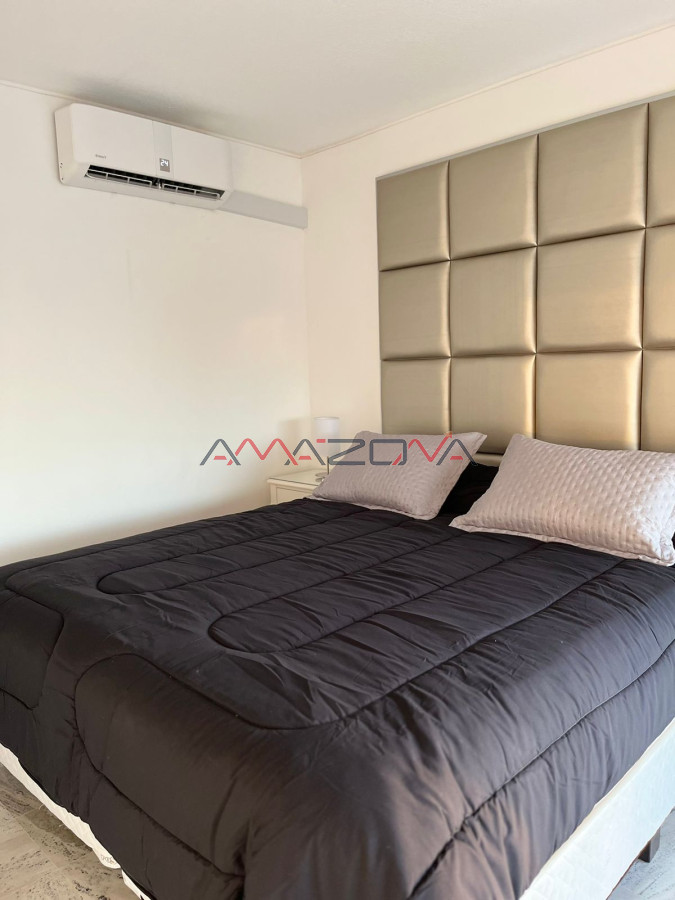 Apartamento ID.5010 - Venta Apartamento 3 Dormitorios, Peninsula, Punta del Este