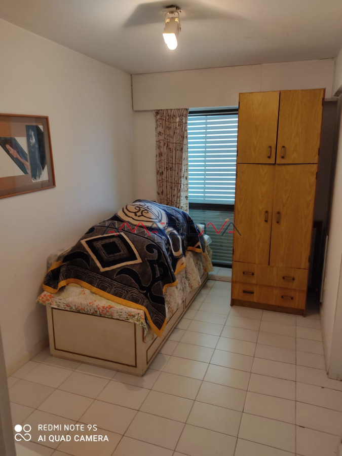 Apartamento ID.4990 - Venta Apartamento 3 Dormitorios y dependencia, Peninsula, Punta del Este