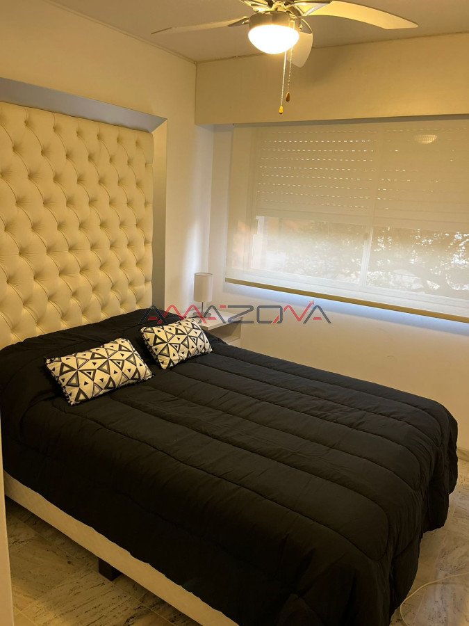 Apartamento ID.5010 - Venta Apartamento 3 Dormitorios, Peninsula, Punta del Este