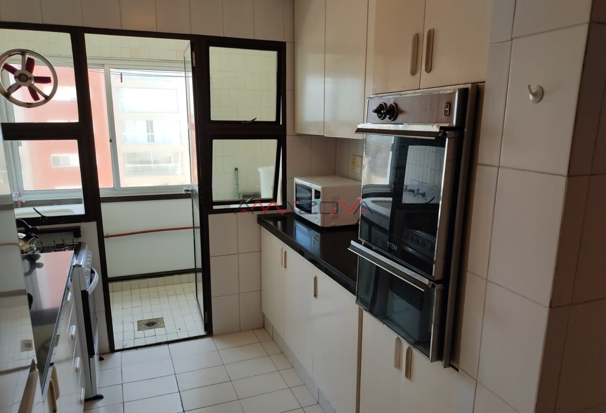 Apartamento ID.4990 - Venta Apartamento 3 Dormitorios y dependencia, Peninsula, Punta del Este