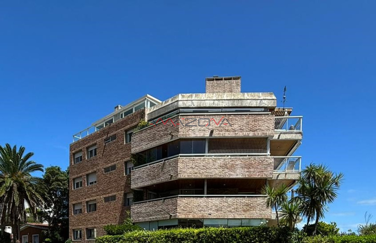 Apartamento ID.5010 - Venta Apartamento 3 Dormitorios, Peninsula, Punta del Este