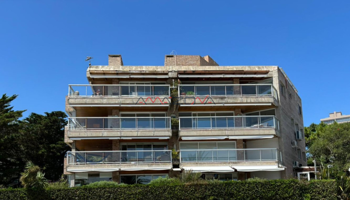 Apartamento ID.5010 - Venta Apartamento 3 Dormitorios, Peninsula, Punta del Este