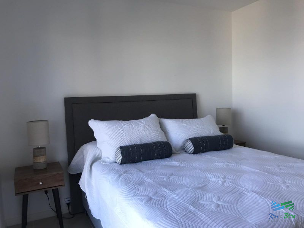 Apartamento ID.3617 - Venta Apartamento 2 Dormitorios, Playa brava, Punta del Este