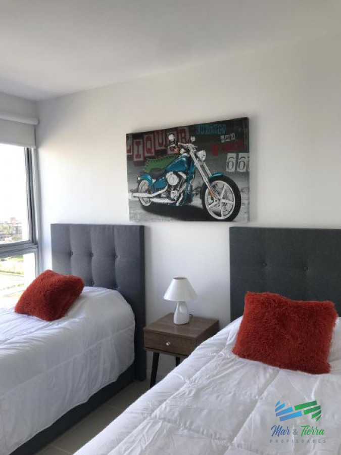 Apartamento ID.3617 - Venta Apartamento 2 Dormitorios, Playa brava, Punta del Este