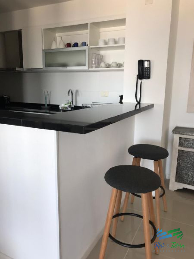 Apartamento ID.3617 - Venta Apartamento 2 Dormitorios, Playa brava, Punta del Este