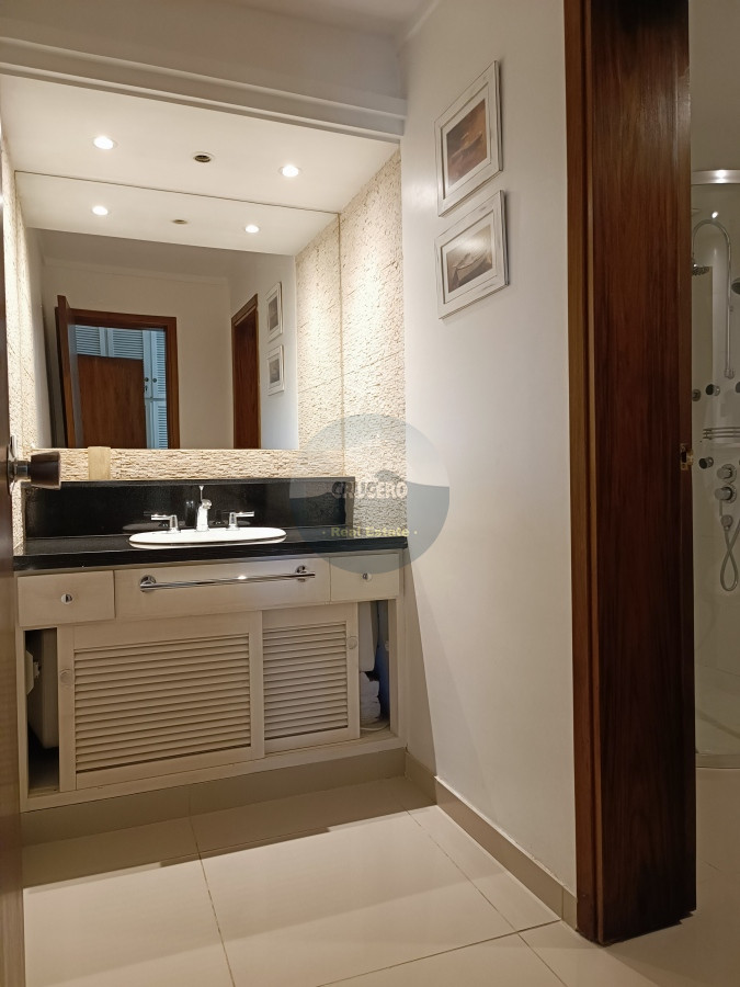 Apartamento ID.5710 - VENTA APARTAMENTO 3 DORMITORIOS PUERTO PUNTA DEL ESTE 