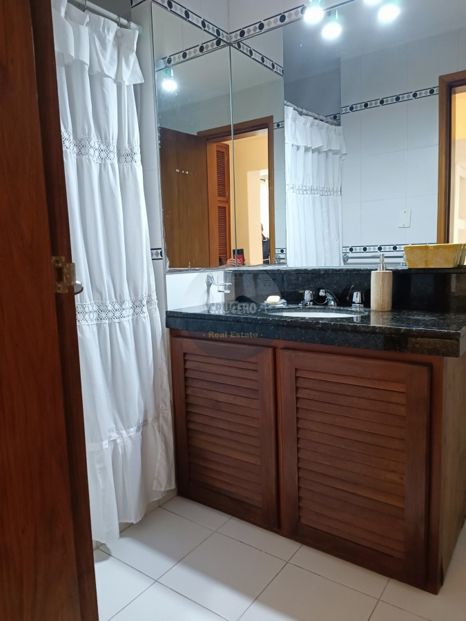 Apartamento ID.5710 - VENTA APARTAMENTO 3 DORMITORIOS PUERTO PUNTA DEL ESTE 