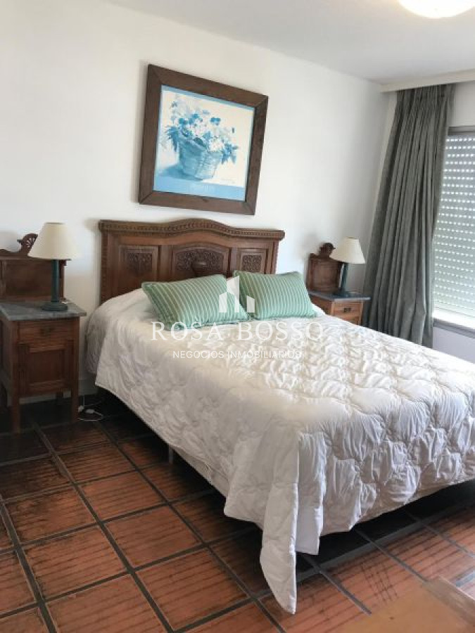 Apartamento ID.7370 - Venta Apartamento 3 Dormitorios, Peninsula, Punta del Este