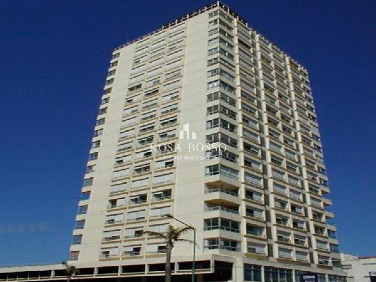Apartamento ID.7370 - Venta Apartamento 3 Dormitorios, Peninsula, Punta del Este