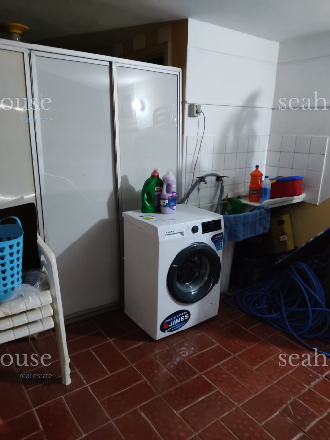 Casa Ref.305 - Venta Casa 4 Dormitorios, Playa Mansa, Punta del Este
