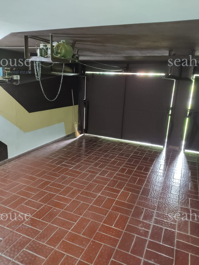 Casa Ref.305 - Venta Casa 4 Dormitorios, Playa Mansa, Punta del Este