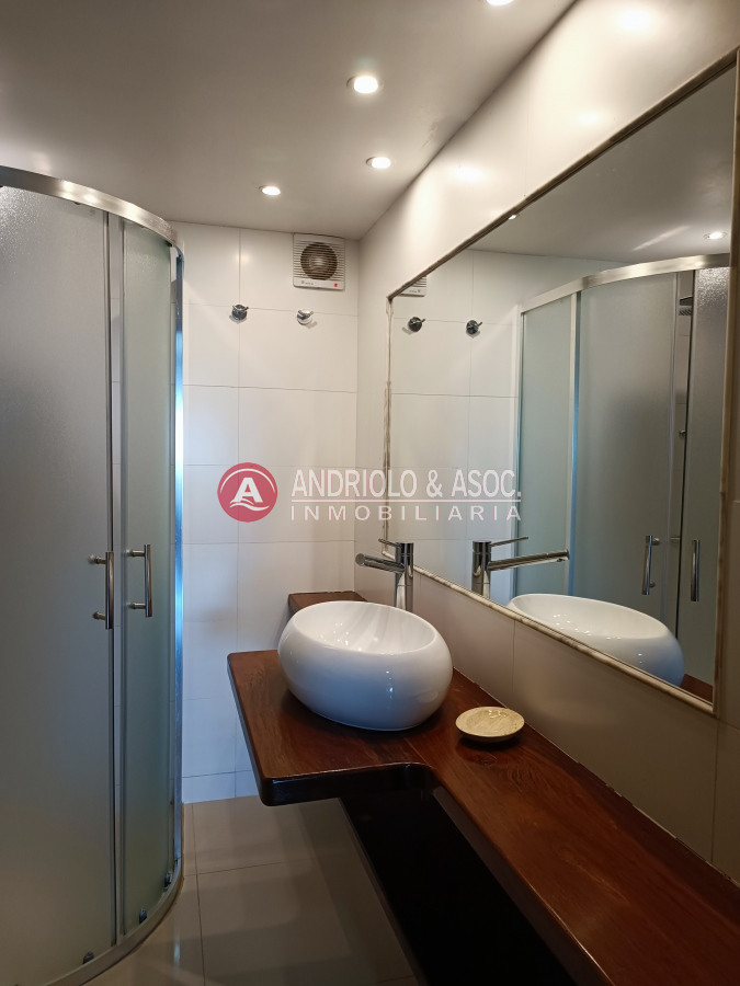Apartamento ID.7221 - Venta Apartamento 3 Dormitorios en Suite, Península, frente al Puerto, Punta del Este