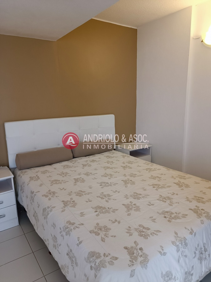 Apartamento ID.7221 - Venta Apartamento 3 Dormitorios en Suite, Península, frente al Puerto, Punta del Este