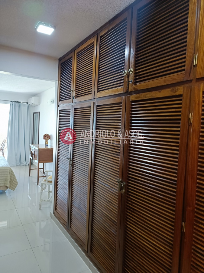 Apartamento ID.7221 - Venta Apartamento 3 Dormitorios en Suite, Península, frente al Puerto, Punta del Este