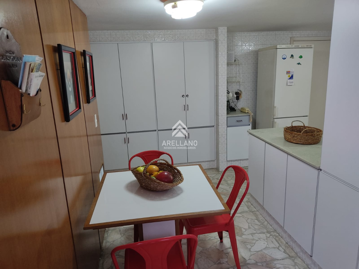 Apartamento ID.1158 - Venta Apartamento 3 Dormitorios, Playa Mansa, Punta del Este