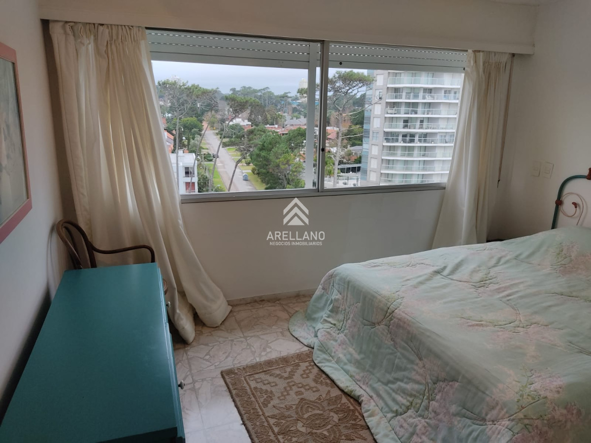 Apartamento ID.1158 - Venta Apartamento 3 Dormitorios, Playa Mansa, Punta del Este