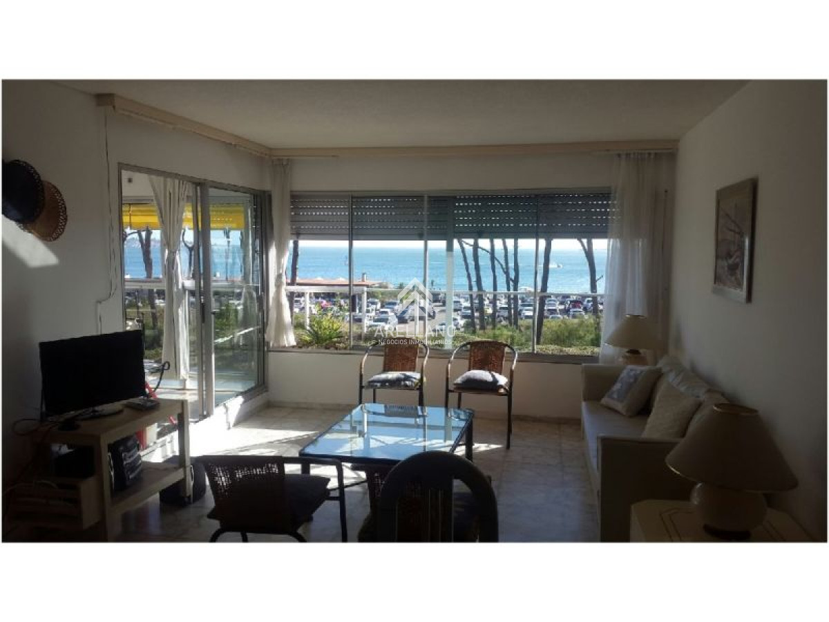 Apartamento ID.464 - Venta Apartamento 2 Dormitorios y Dependencia, Playa Mansa, Punta del Este
