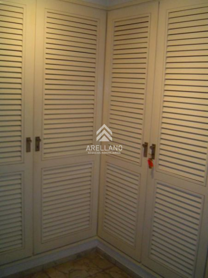 Apartamento ID.464 - Venta Apartamento 2 Dormitorios y Dependencia, Playa Mansa, Punta del Este