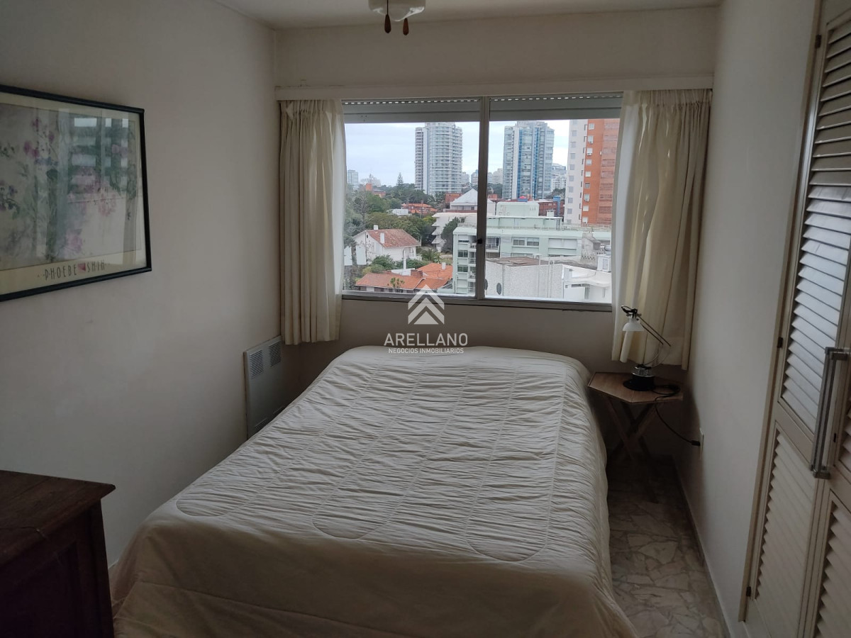 Apartamento ID.1158 - Venta Apartamento 3 Dormitorios, Playa Mansa, Punta del Este