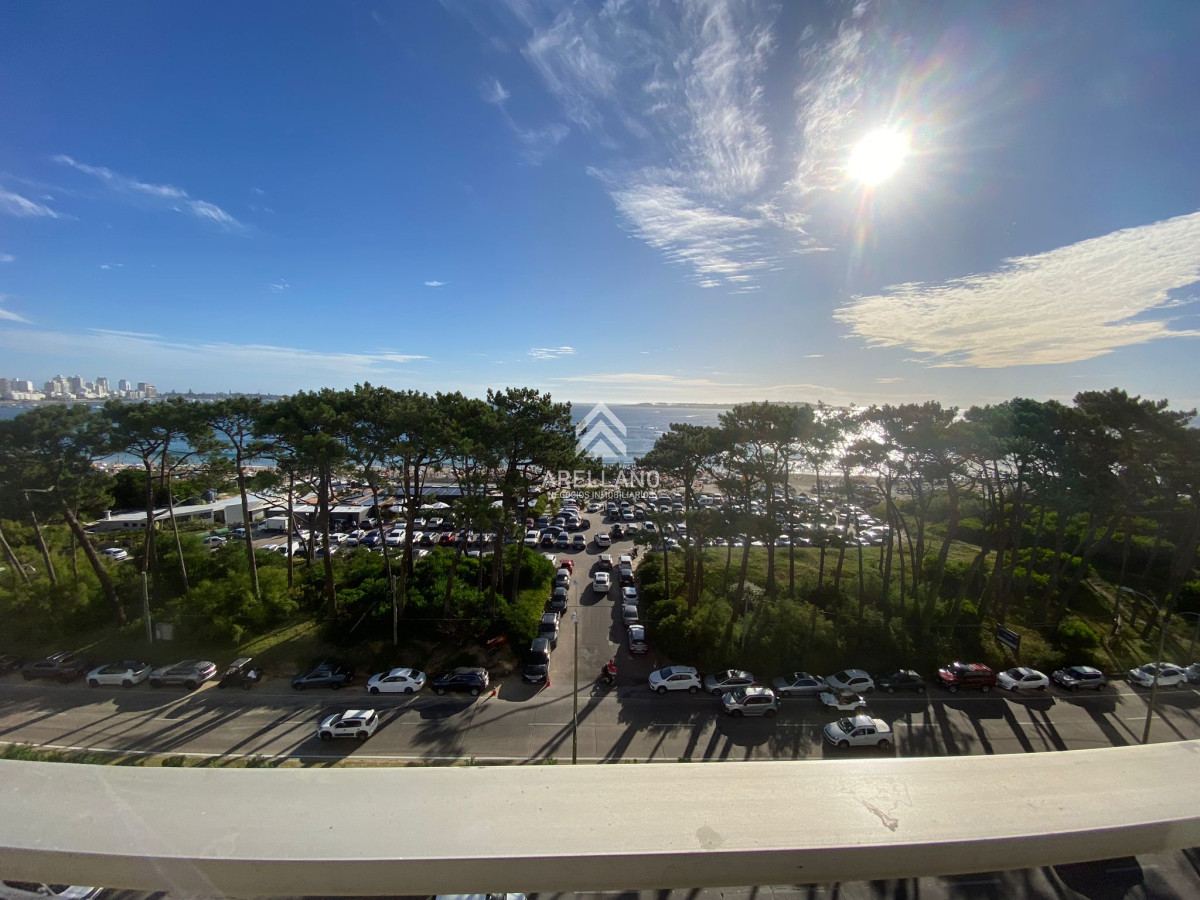 Apartamento ID.1158 - Venta Apartamento 3 Dormitorios, Playa Mansa, Punta del Este