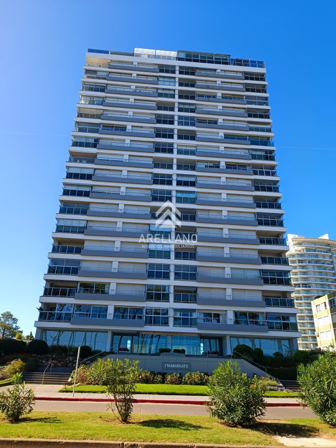 Apartamento ID.1158 - Venta Apartamento 3 Dormitorios, Playa Mansa, Punta del Este