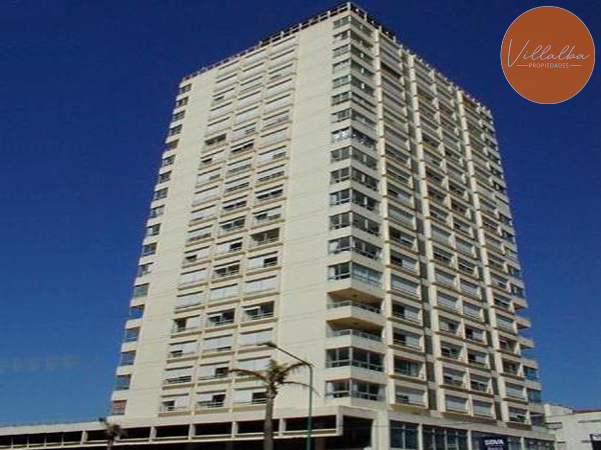 Apartamento ID.735 - Venta Apartamento 3 Dormitorios, Peninsula, Punta del Este