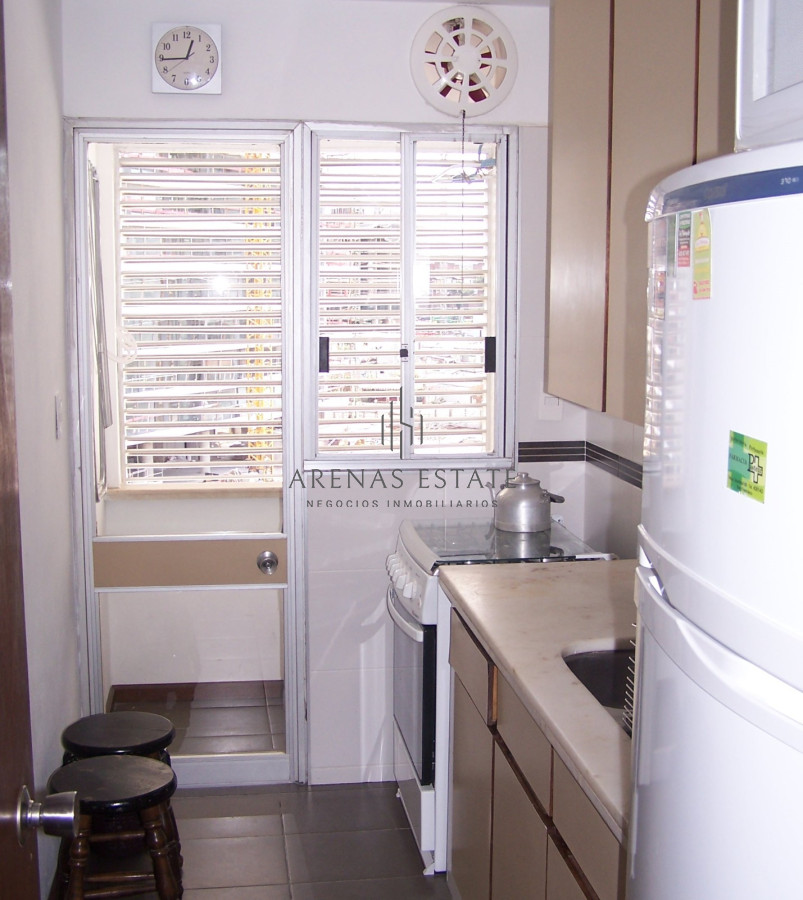 Apartamento ID.909 - Venta Apartamento 1 Dormitorio, Playa Brava, Punta del Este