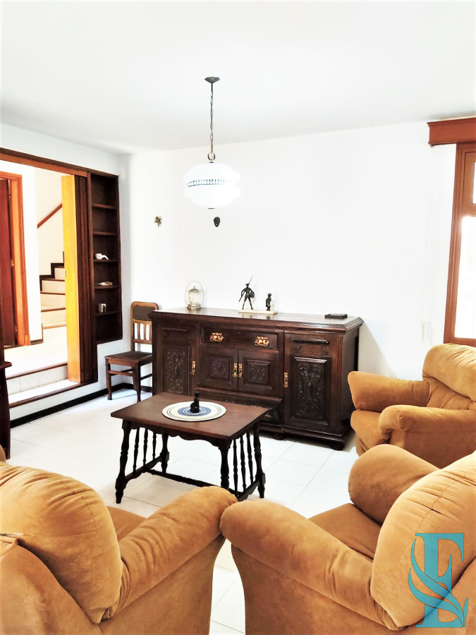 Casa ID.132 - Venta Casa 5 Dormitorios, Pinares, Punta del Este