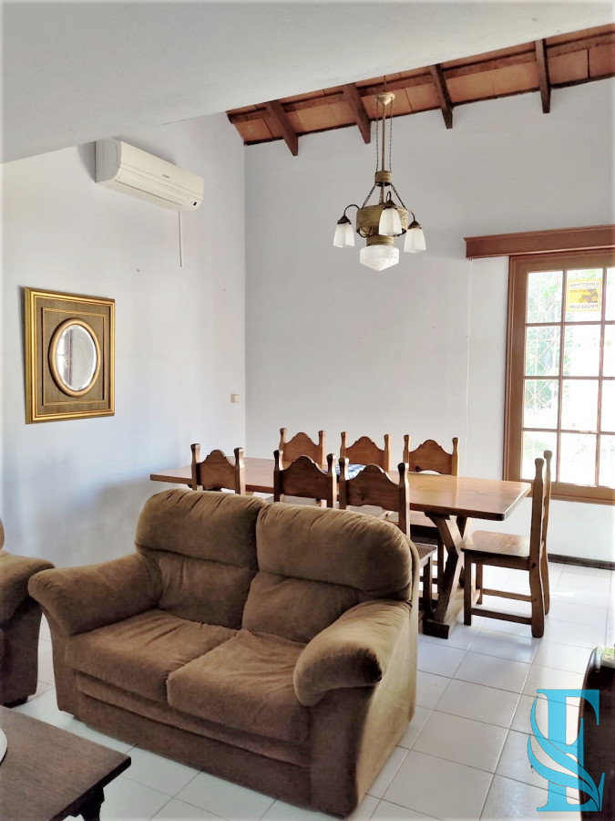 Casa ID.132 - Venta Casa 5 Dormitorios, Pinares, Punta del Este