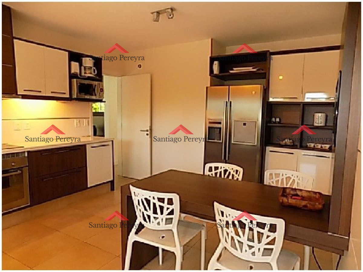 Casa ID.8962 - Casa en venta 3 dormitorios en barrio privado Punta Del Este Excelente ubicación