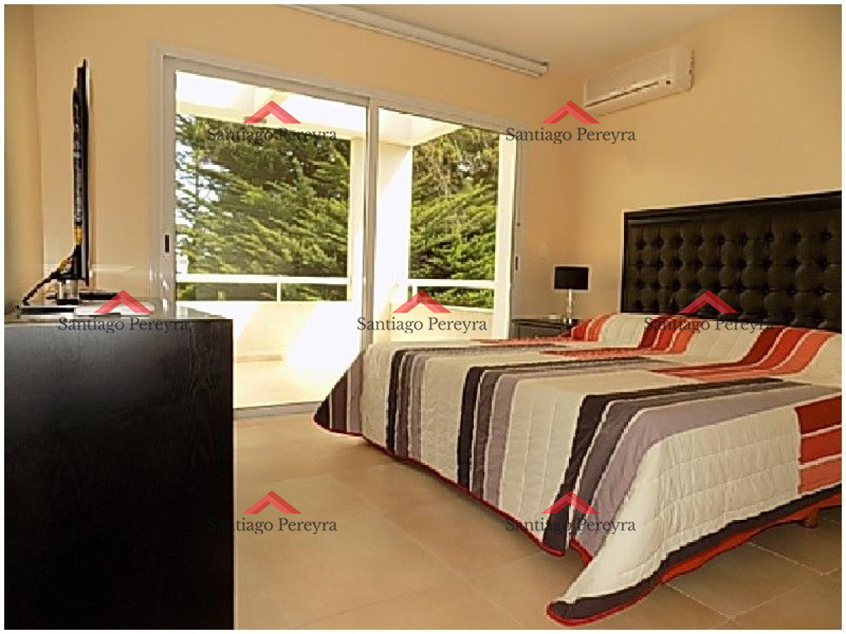 Casa ID.8962 - Casa en venta 3 dormitorios en barrio privado Punta Del Este Excelente ubicación