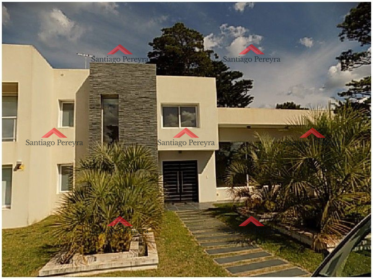 Casa ID.8962 - Casa en venta 3 dormitorios en barrio privado Punta Del Este Excelente ubicación