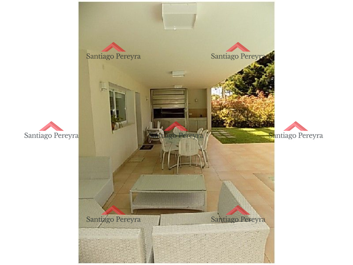 Casa ID.8962 - Casa en venta 3 dormitorios en barrio privado Punta Del Este Excelente ubicación