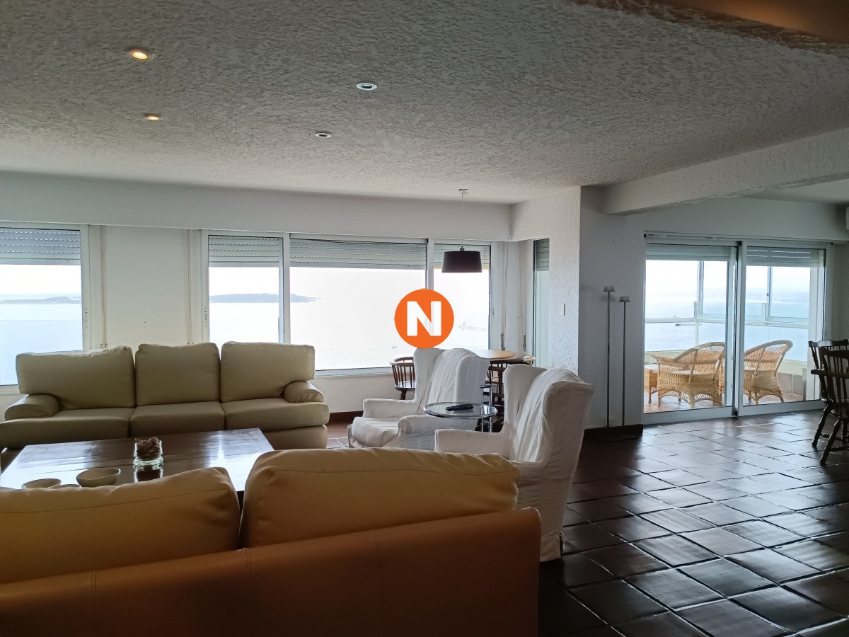 Apartamento Ref.217282 - Venta Apartamento 3 Dormitorios y Dependencia, Playa Mansa, Punta del Este