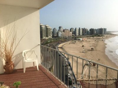 1 dormitorio, venta, terraza con vista al Mar, Playa Brava, Península!