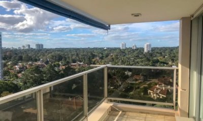 Venta Apartamento 2 Dormitorios,  Playa Mansa, Punta del Este! Frente al Mar