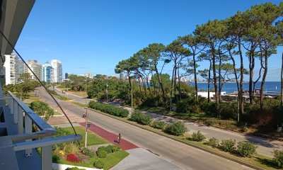 Venta Apartamento 2 Dormitorios, Playa Mansa, Punta del Este